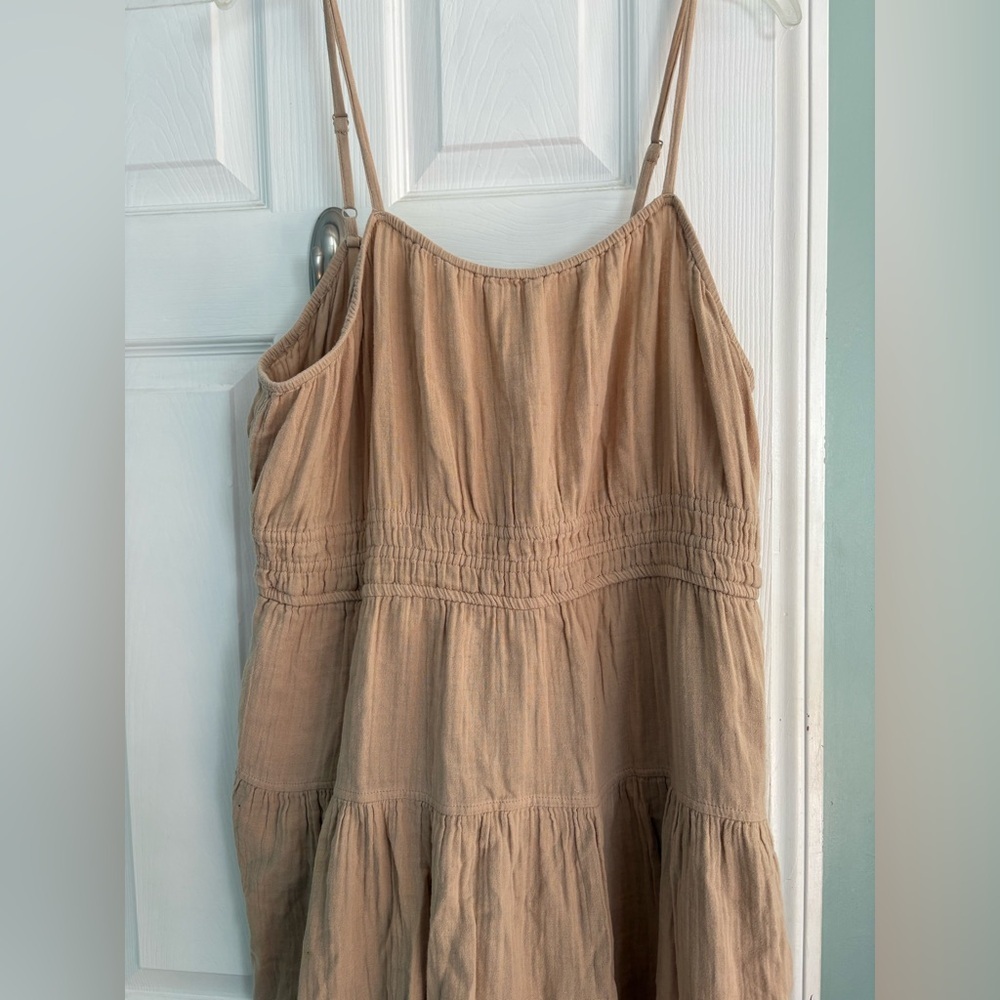 Old Navy Waist Defined Tiered Smocked Midi Dress Beige XL - Picture 6 of 6